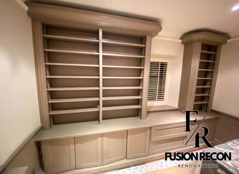 Custom library design with bespoke shelving, Kensington W8